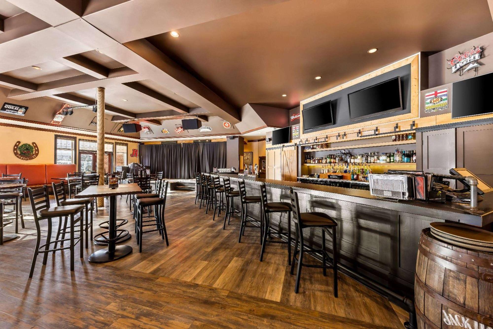 Wingate By Wyndham Calgary South Otel Dış mekan fotoğraf