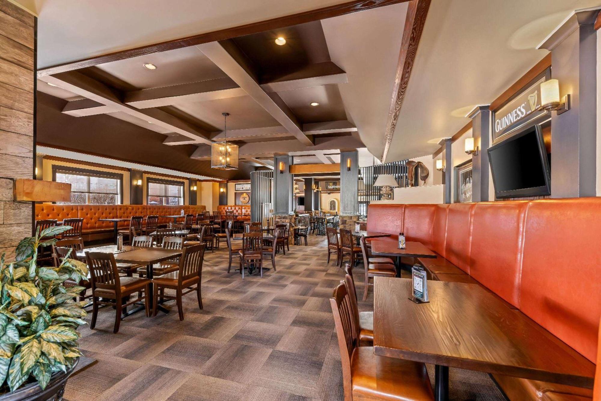 Wingate By Wyndham Calgary South Otel Dış mekan fotoğraf